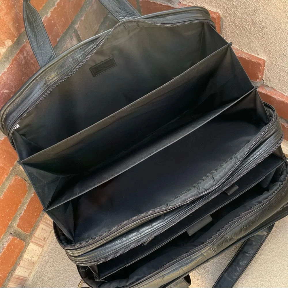 Claire Chase 💼 Genuine Leather JUMBO EXECUTIVE BRIEFCASE in Black